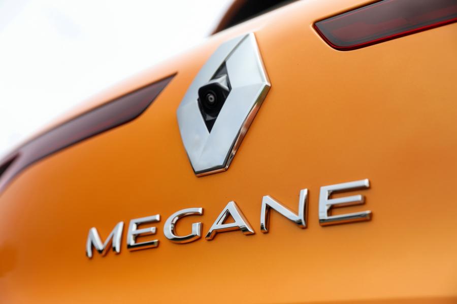 Логотип Renault Megane R.S. Cup Chassis 2018 года  (AU) (фото 37 из 40)